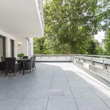 Vis-ahr-vis Apartman