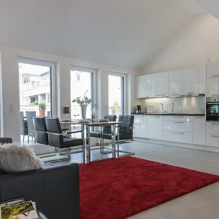 Vis-ahr-vis Apartment *