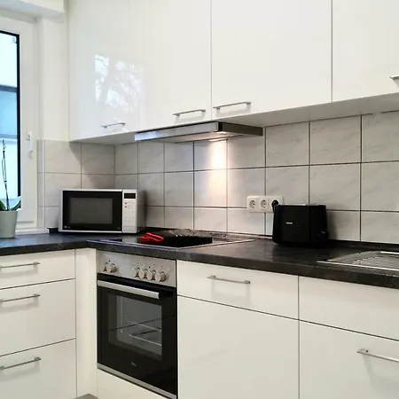 Apartment Vis-ahr-vis