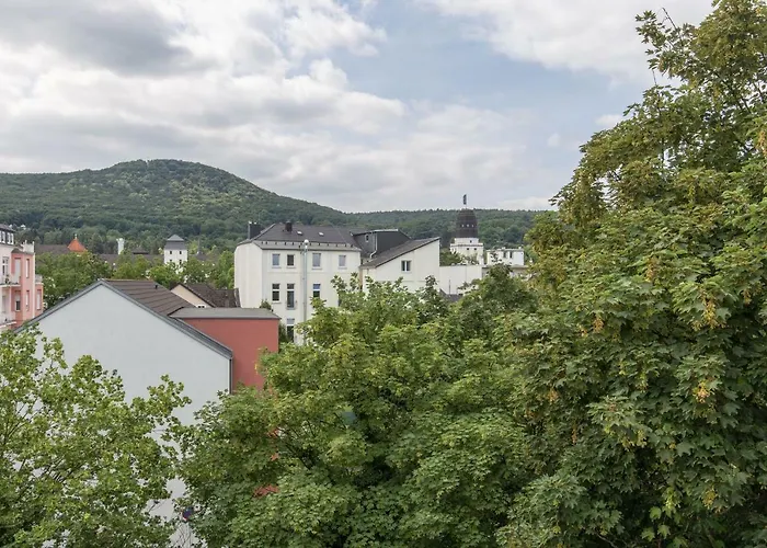 Vis-ahr-vis アパート バート・ノイェンアール・アールヴァイラー