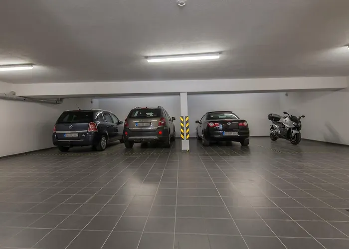 Apartment Vis-ahr-vis