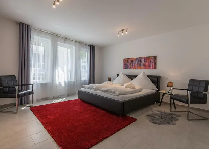 Vis-ahr-vis バート・ノイェンアール・アールヴァイラー